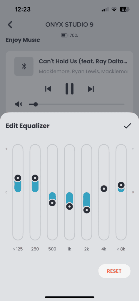 Możesz ustawić własny equalizer