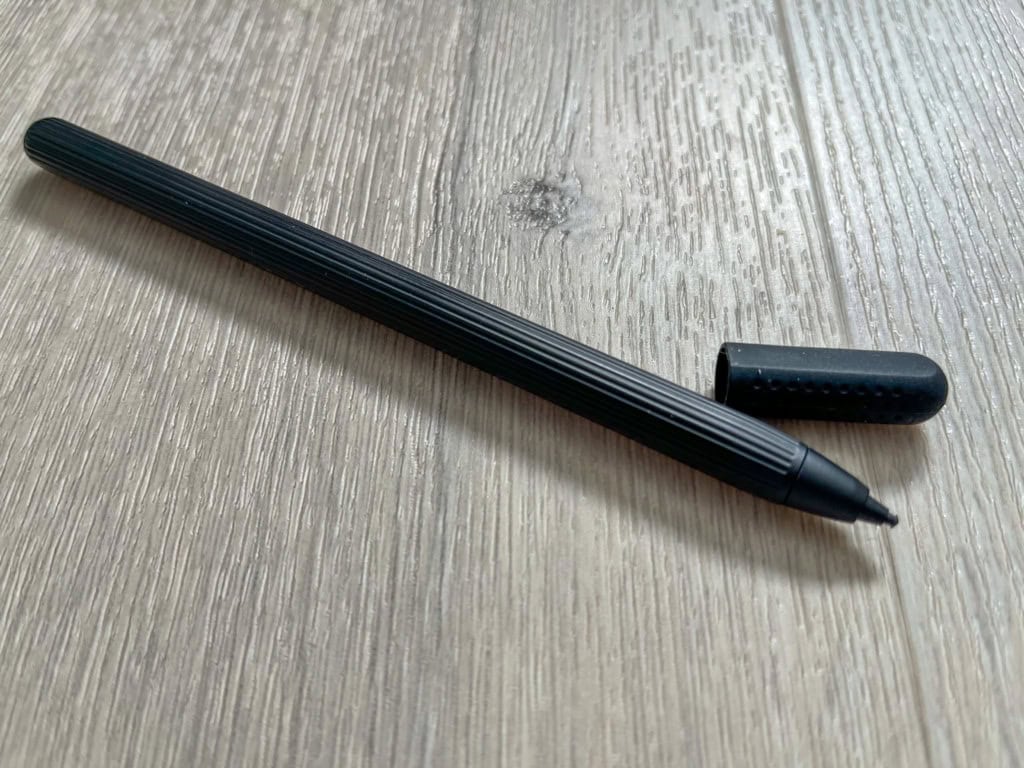 Stylus posiada osłonę ochronną