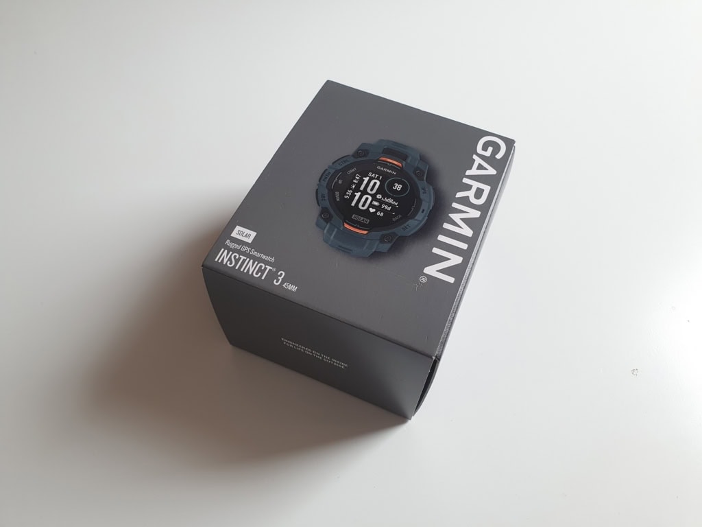 Szare pudełko to standard dla zegarków Garmin