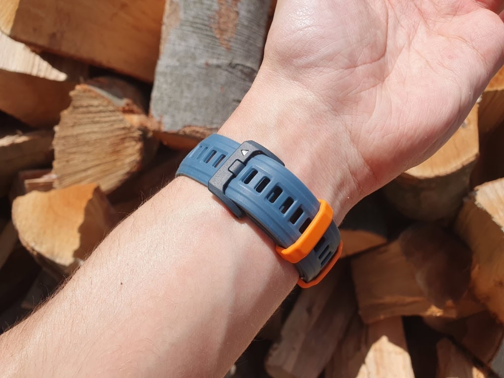 Miękki pasek pięknie odwzorowuje kształt nadgarstka