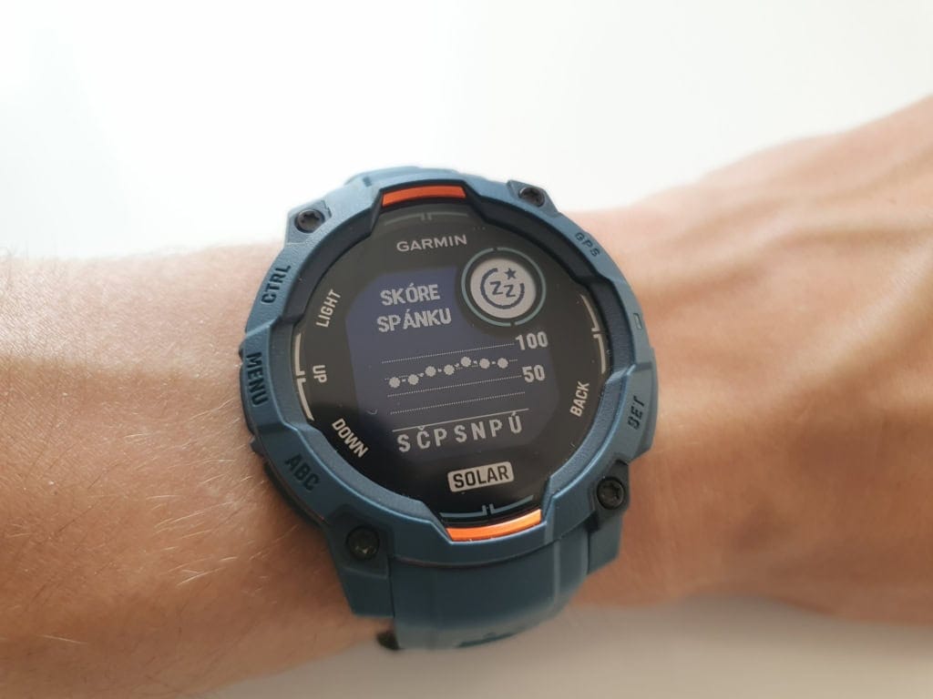 Na zegarku znajdziesz tygodniowy wynik