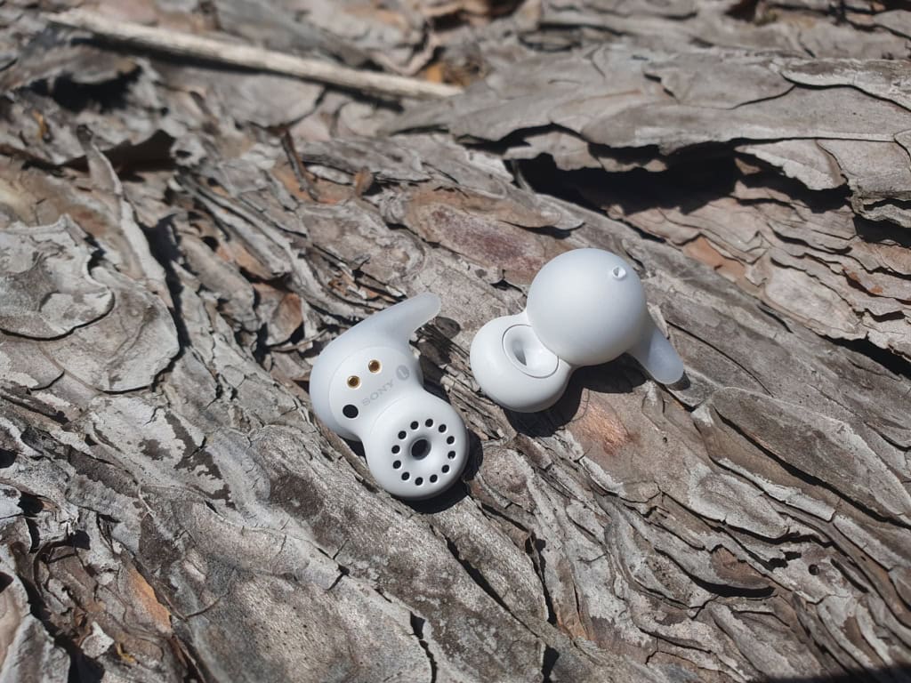 LinkBuds Open oferują nietypowy design