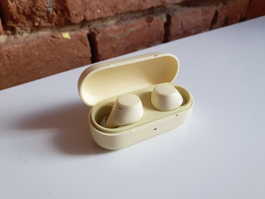 Etui wyróżnia się świetną jakością wykonania