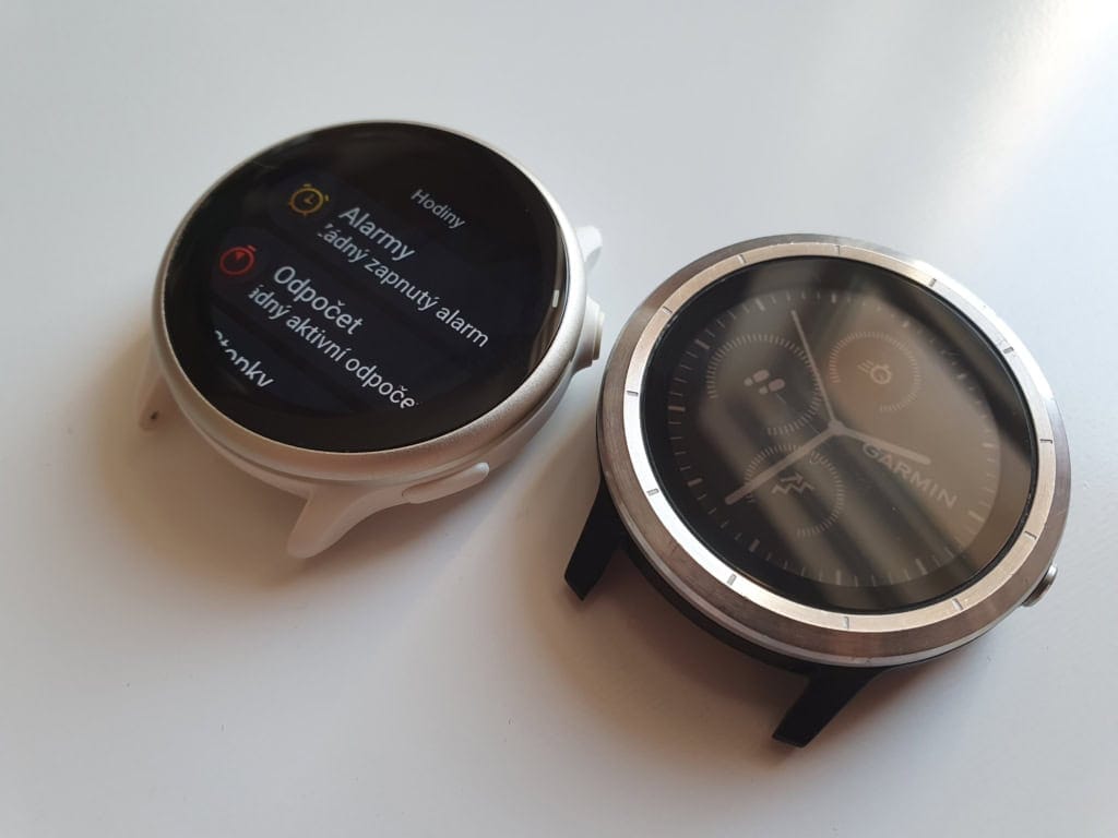 Porównanie z Vivoactive 3