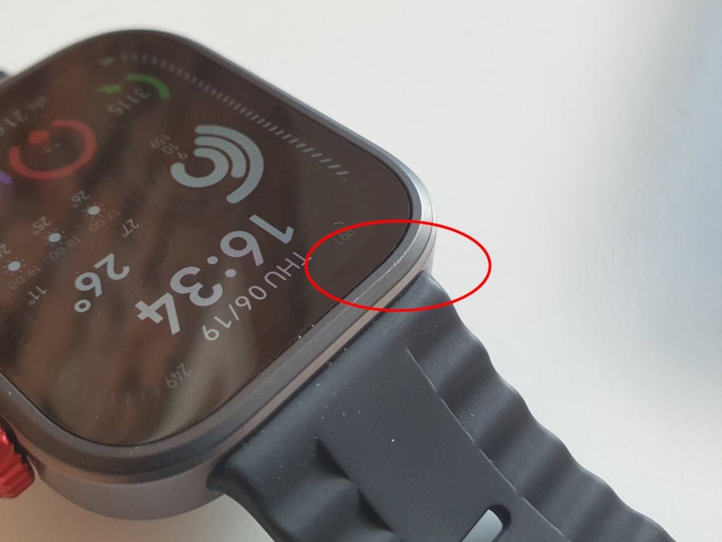 Uszkodzenie powłoki lunety